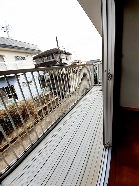 18/28 バルコニー