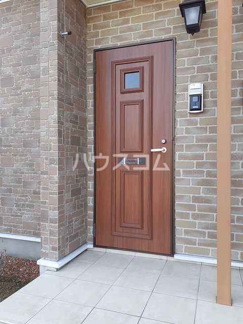 17/23 エントランス