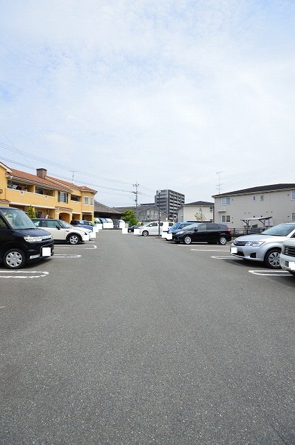 14/20 駐車場