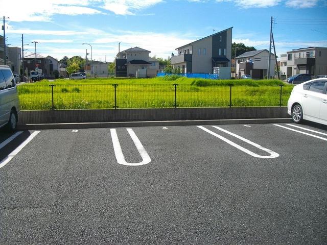 14/20 駐車場