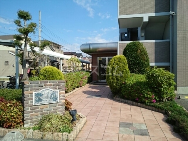 2/6 エントランス