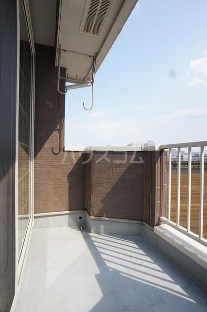 20/30 バルコニー