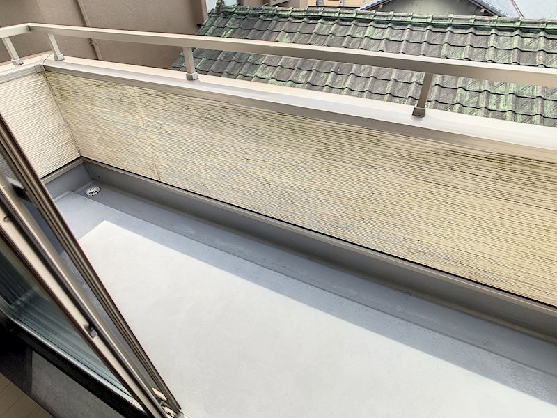 23/30 バルコニー