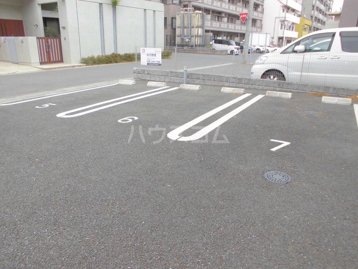 24/30 駐車場
