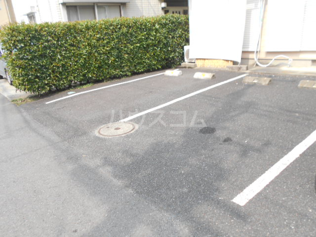26/29 駐車場