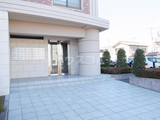 14/26 エントランス