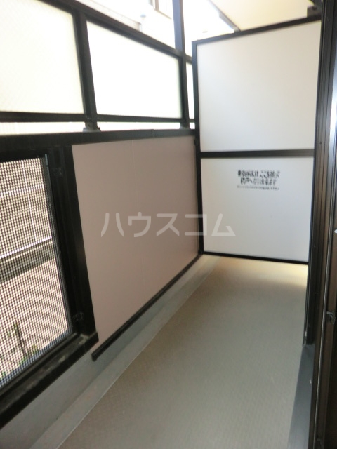 16/27 バルコニー