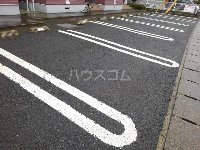 14/22 駐車場
