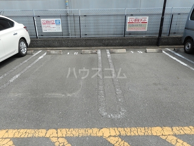 15/30 駐車場