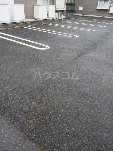 14/20 駐車場