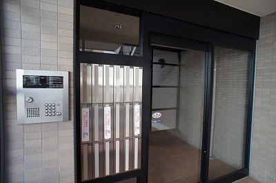 20/28 エントランス