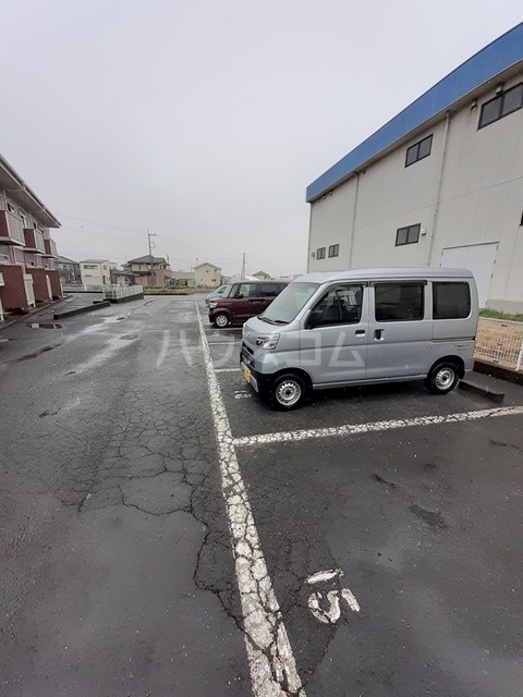15/27 駐車場