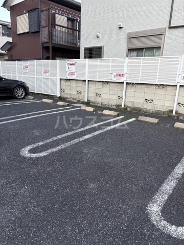 26/30 駐車場