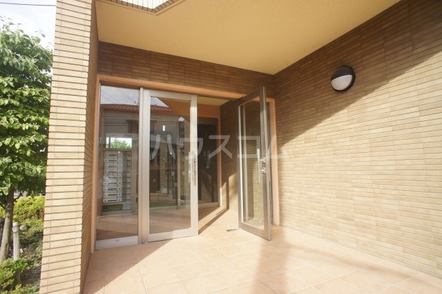 15/25 エントランス