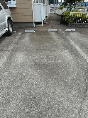 15/30 駐車場