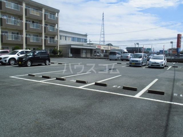 20/30 駐車場