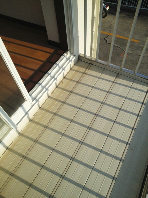 14/23 バルコニー