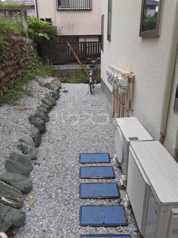 21/28 エントランス