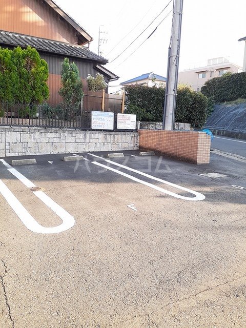 14/19 駐車場