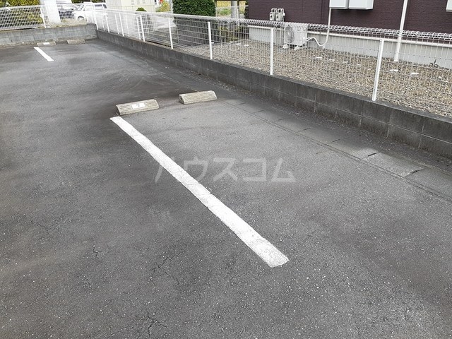 16/22 駐車場