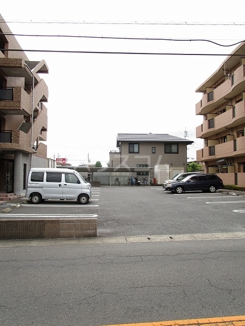 15/21 駐車場