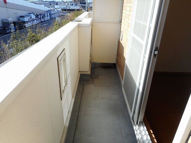 13/22 バルコニー