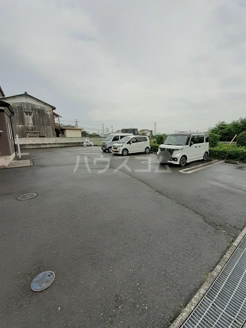 15/27 駐車場