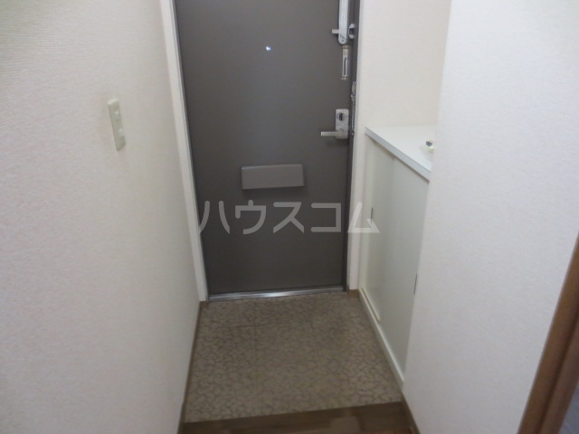 14/30 玄関