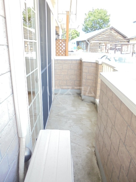 14/27 バルコニー