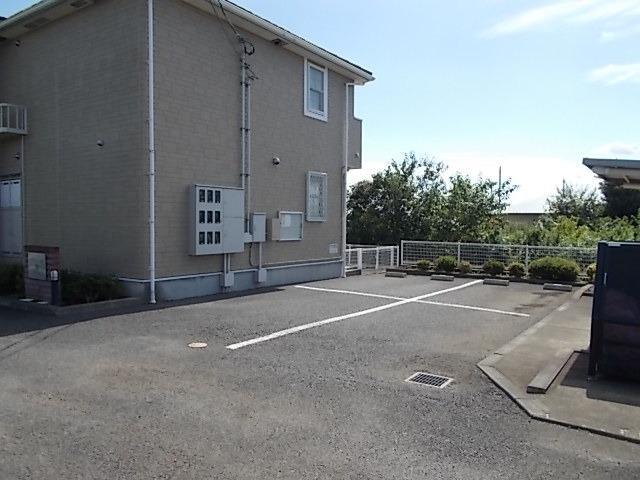 14/20 駐車場
