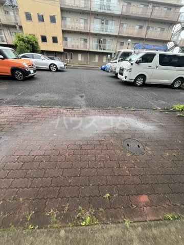 25/30 駐車場