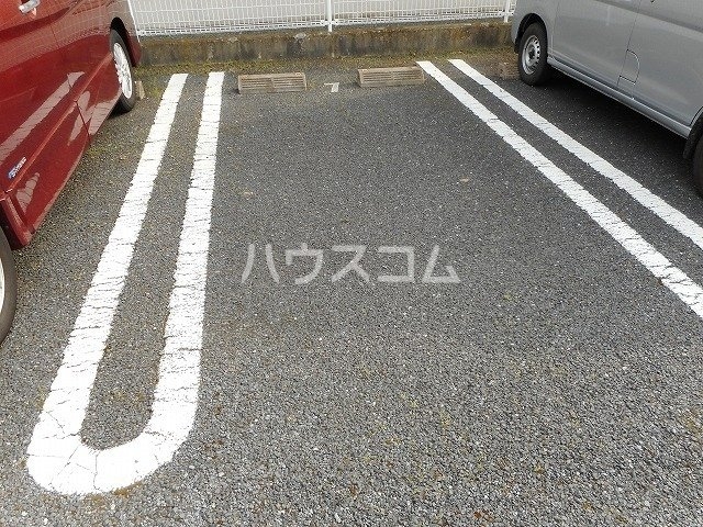 17/23 駐車場