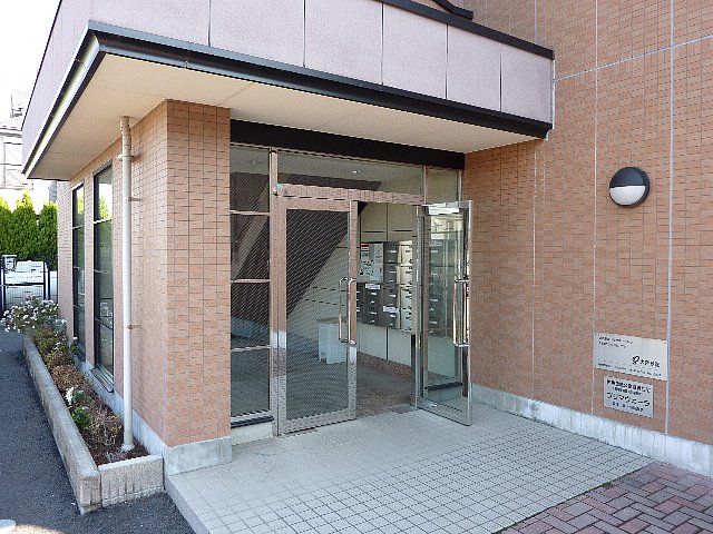 15/23 エントランス