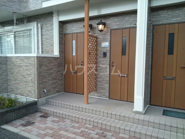 14/27 エントランス