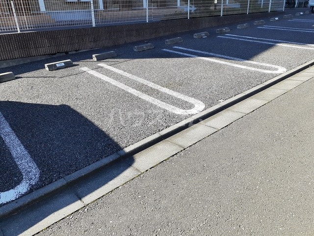 15/21 駐車場