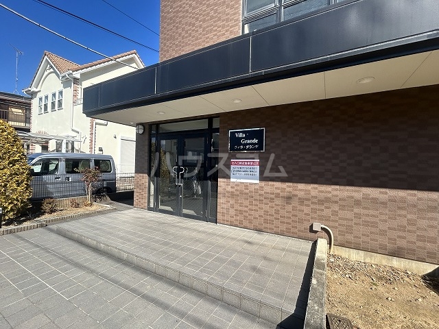 20/27 エントランス