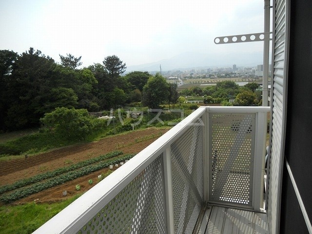 19/26 バルコニー