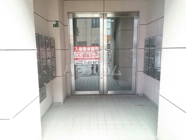 15/21 エントランス