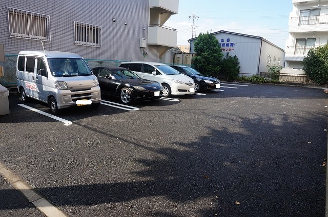 26/30 駐車場