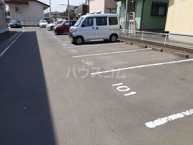 14/20 駐車場