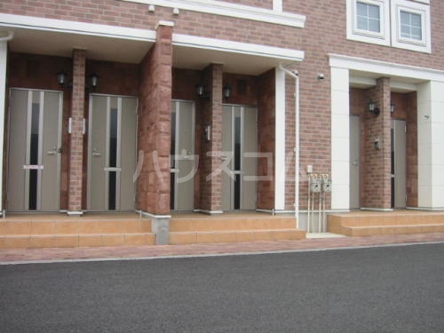 17/26 エントランス