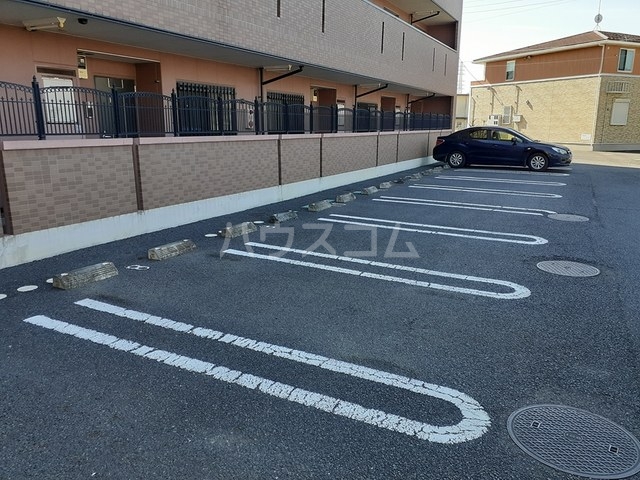 15/25 駐車場