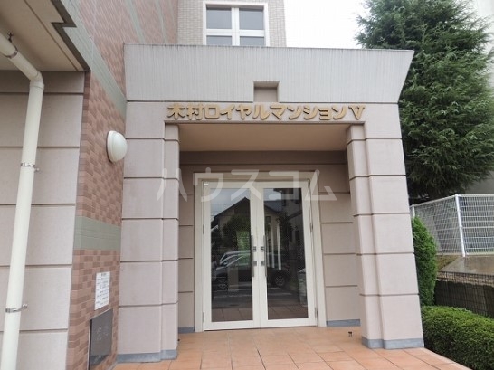 28/30 エントランス