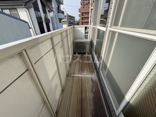 20/30 バルコニー