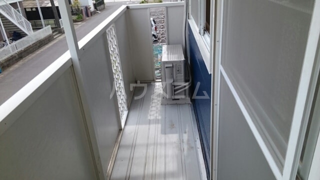 13/23 バルコニー