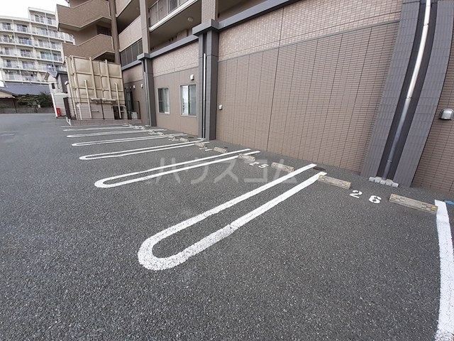 17/25 駐車場