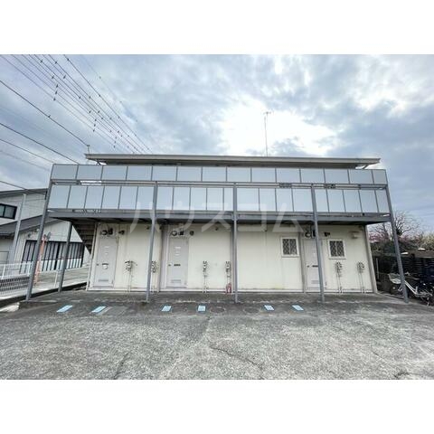 17/19 エントランス