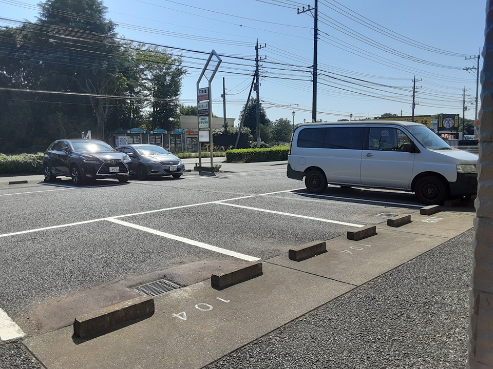 16/22 駐車場