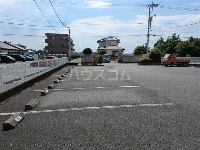 20/26 駐車場