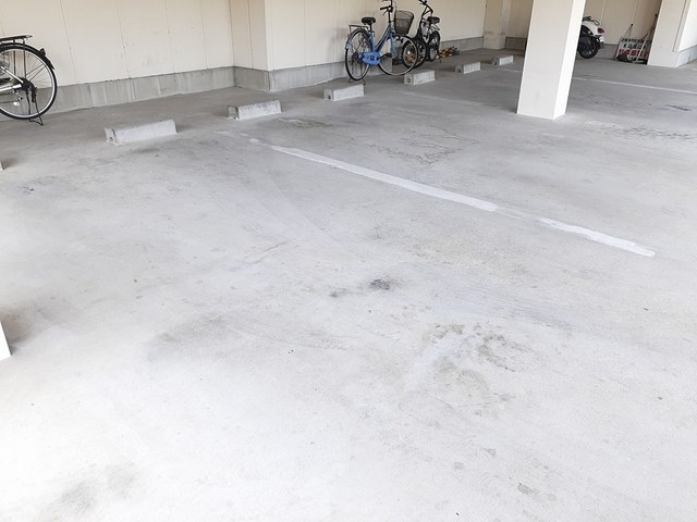 14/20 駐車場
